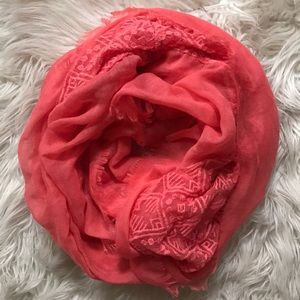 Coral infinity neck scarf polyester gauze Aztec